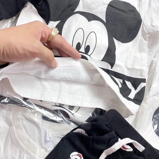 Set Micky kèm yếm HM xuất bé trai