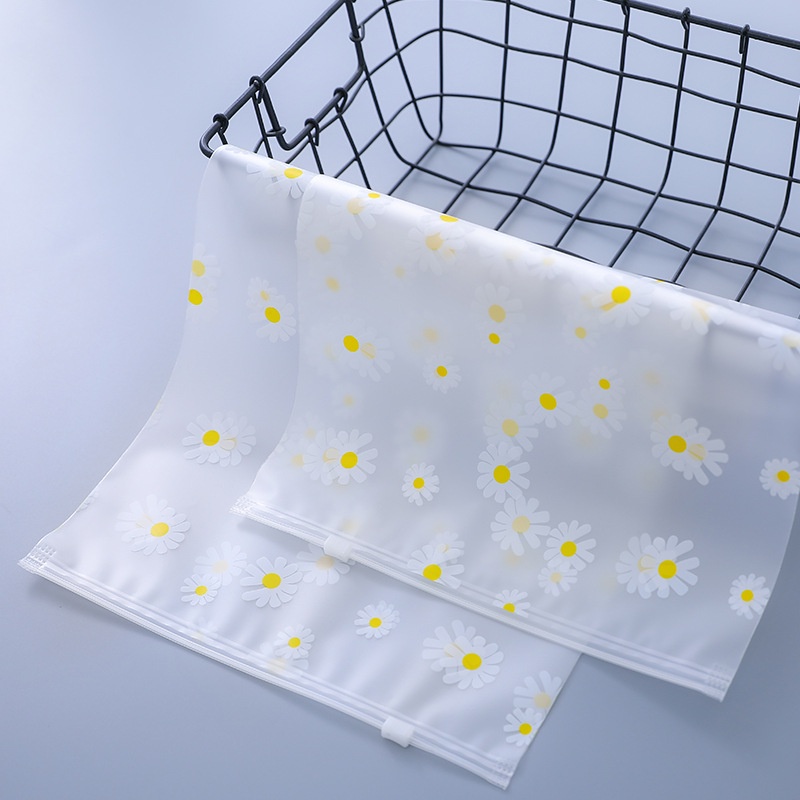 T-shirt Towel Clothes Storage Bag Small Daisy Waterproof Plastic Zipper Bag Transparent Cosmetic Bag Travel Toiletries Clothing Thickened Storage Bags