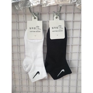 Tất Nike cao cổ