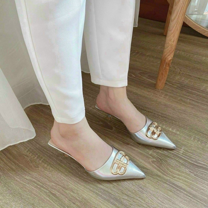 Sục cao gót chữ BB màu đen không quai