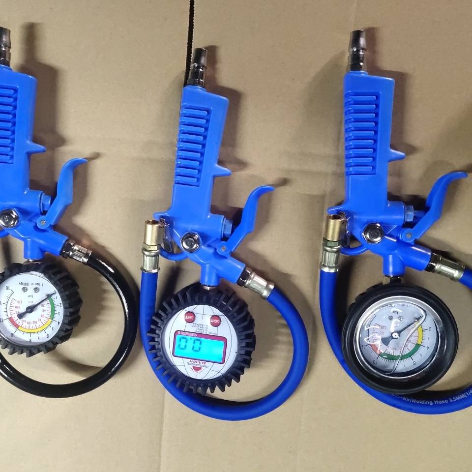 Súng Đo Áp Suất Lốp Xe Hơi Chống Sốc Có Màn Hình Kỹ Thuật Số