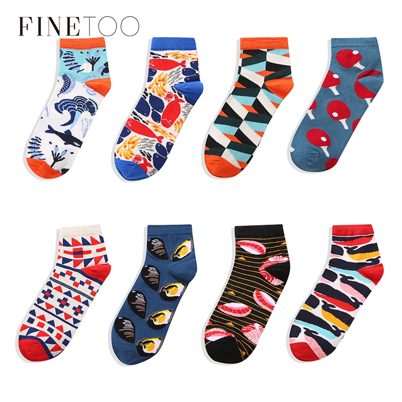 Set 2 Đôi Vớ Cổ Ngắn In Họa Tiết Hoạt Hình Vui Nhộn Thoải Mái Cho Nữ