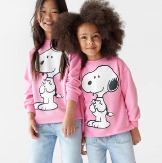 Áo nỉ hồng hình chó snoopy