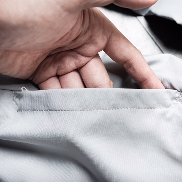 Áo nam chống nước Uni-qlo | BigBuy360 - bigbuy360.vn