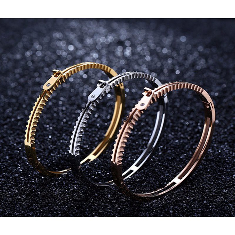 Vòng Tay Khóa Kéo Ti Tan Không Gỉ TT 0619