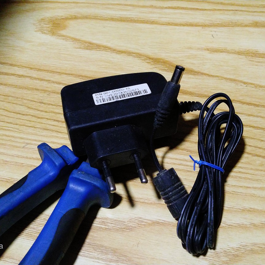 ADAPTER Nguồn DVE 12V 1A chống nhiễu