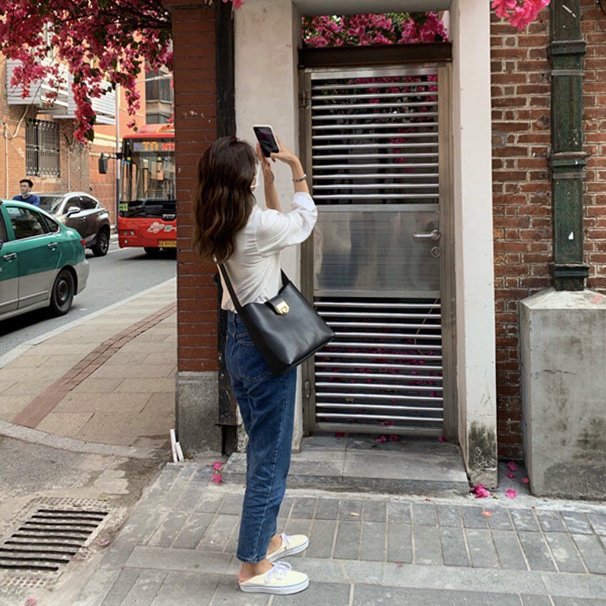 Túi tote da ullzang khóa gập P098