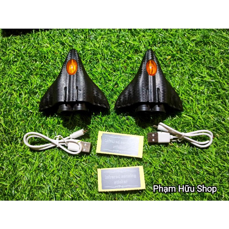 Đèn Led Pikachu hình động gắn đuôi Xe máy,gắn cửa ô tô , Đèn trang trí Xe máy ô tô