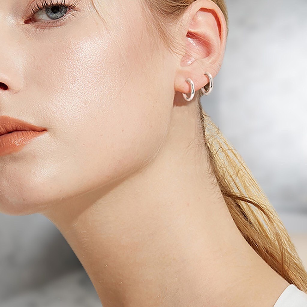 Bông tai tròn 1 chiếc đơn giản màu bạc và đen cho nam nữ giá rẻ nhiều size MS06