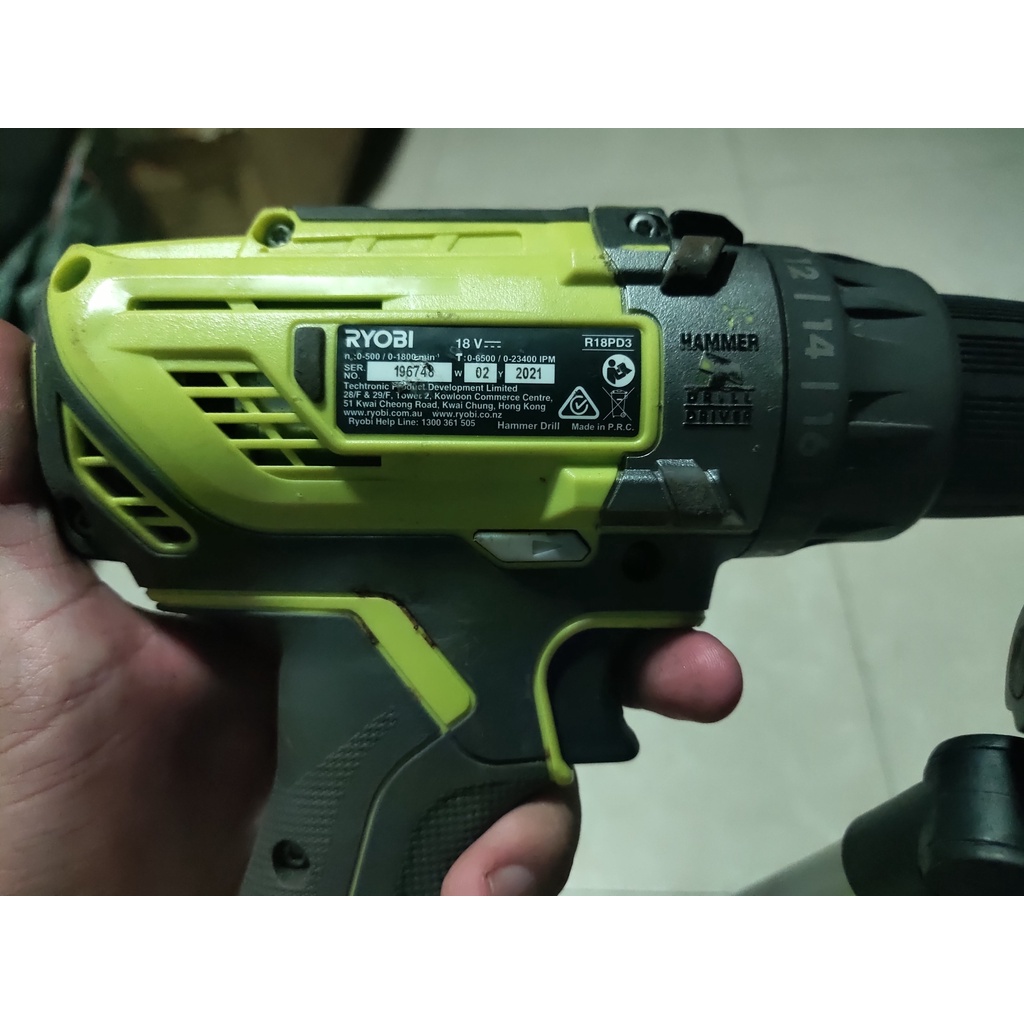 Máy khoan pin nội địa Úc RYOBI 3 chức năng có búa đầu kẹp 13 ly R18PD3