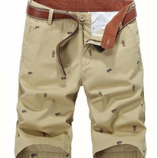 Quần short bò phong cách. Uhk
