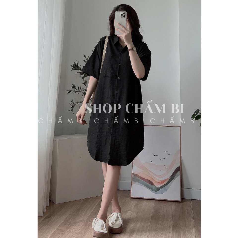 Váy sơ mi kiểu nữ V.108, Váy kiểu dáng dài cổ đức túi ngực xẻ tà nhẹ chất đũi xước mát mẻ - Thời trang nữ Chấm Bi