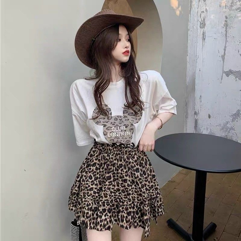 Sét Chân váy Beo Nâu và áo thun in hình Mickey TV&amp;PC