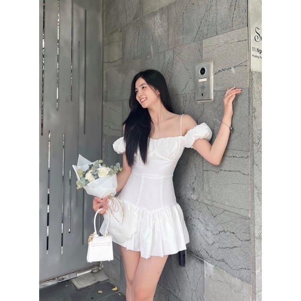 Đầm xòe cột nơ trễ vai