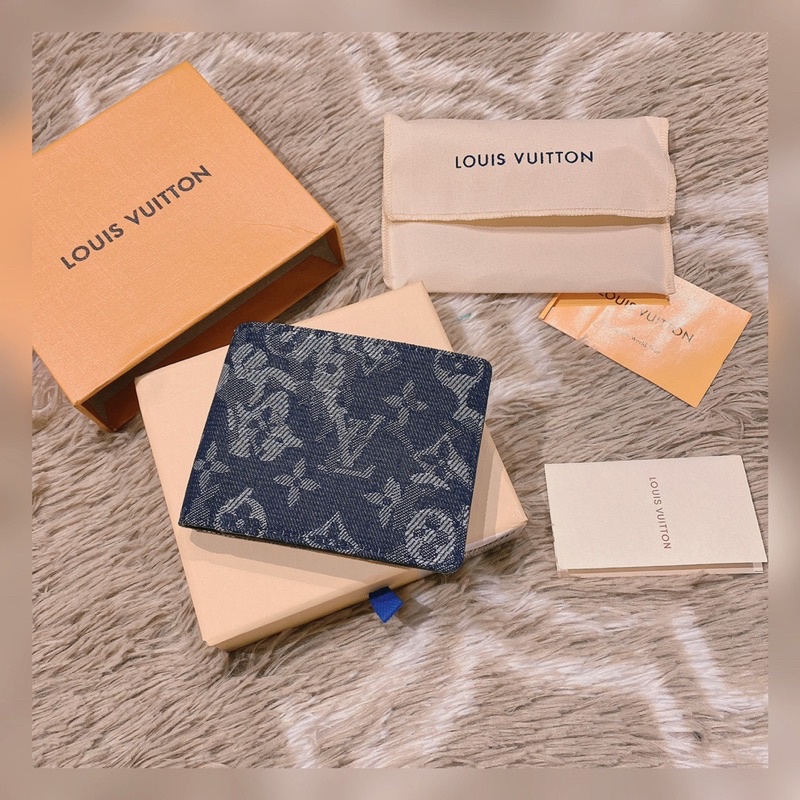 Compo ví lv họa tiết hoa