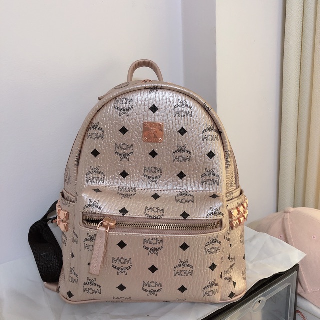 Balo MCM size M , hình thật