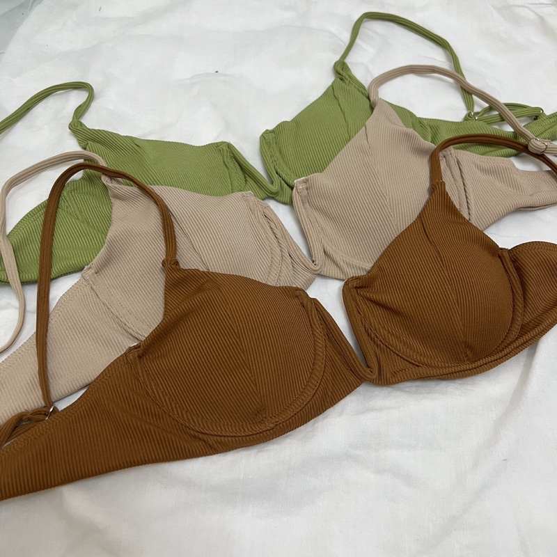 Bikini 2 mảnh có gọng