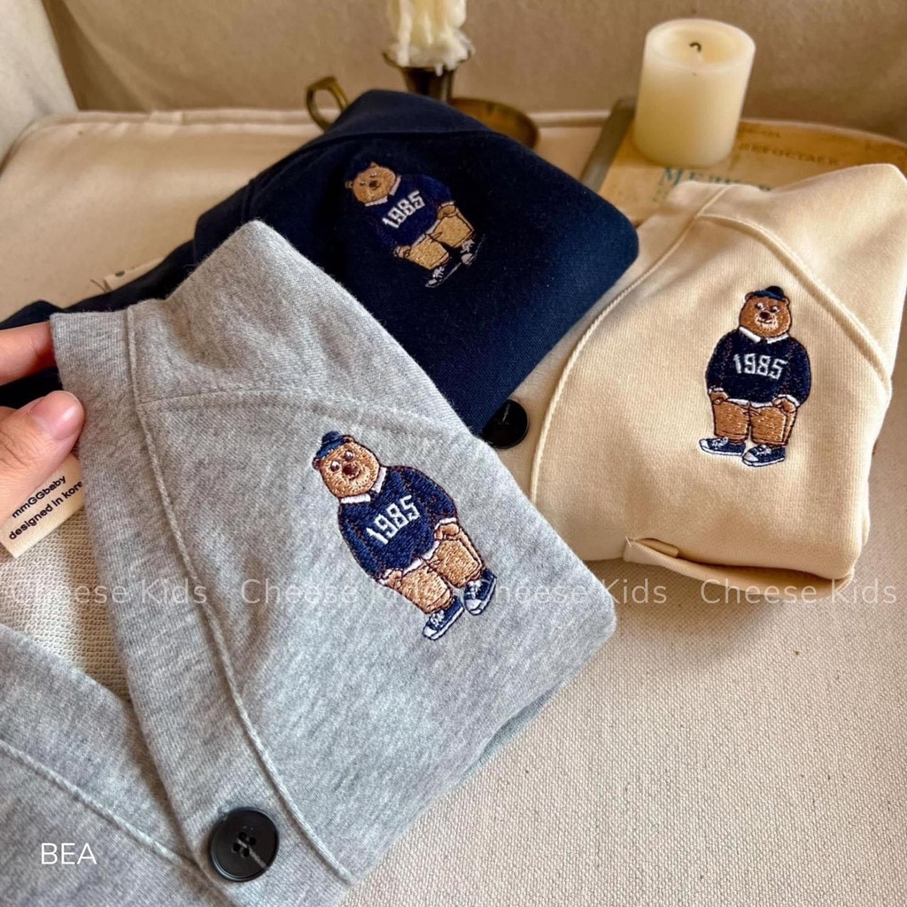 BÁN SỈ ÁO KHOÁC NỈ BÔNG CÀI KHUY THÊU GẤU CHO BÉ