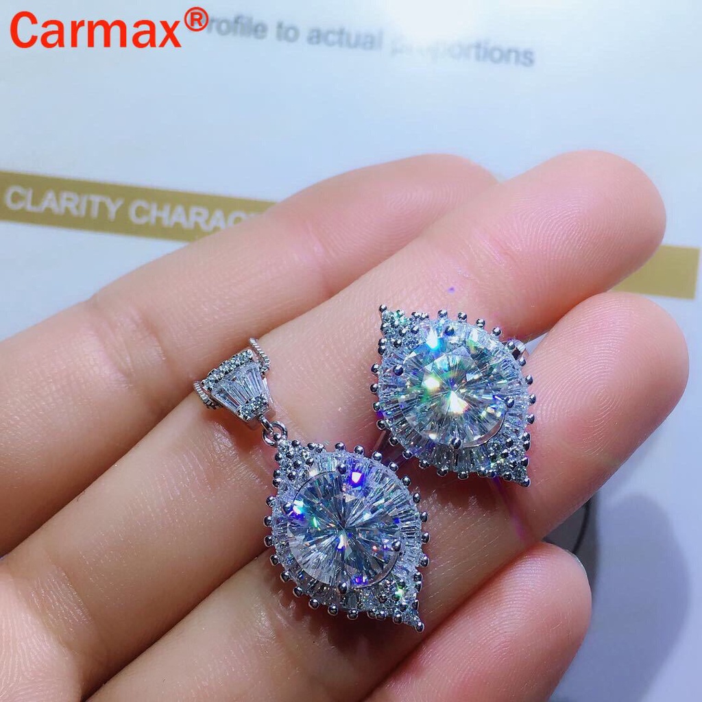 Mặt Dây Chuyền Cỡ Lớn Họa Tiết Moissanite
