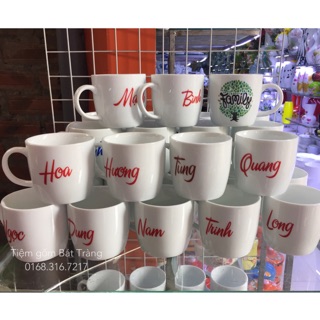 Cốc sứ tên Bát Tràng