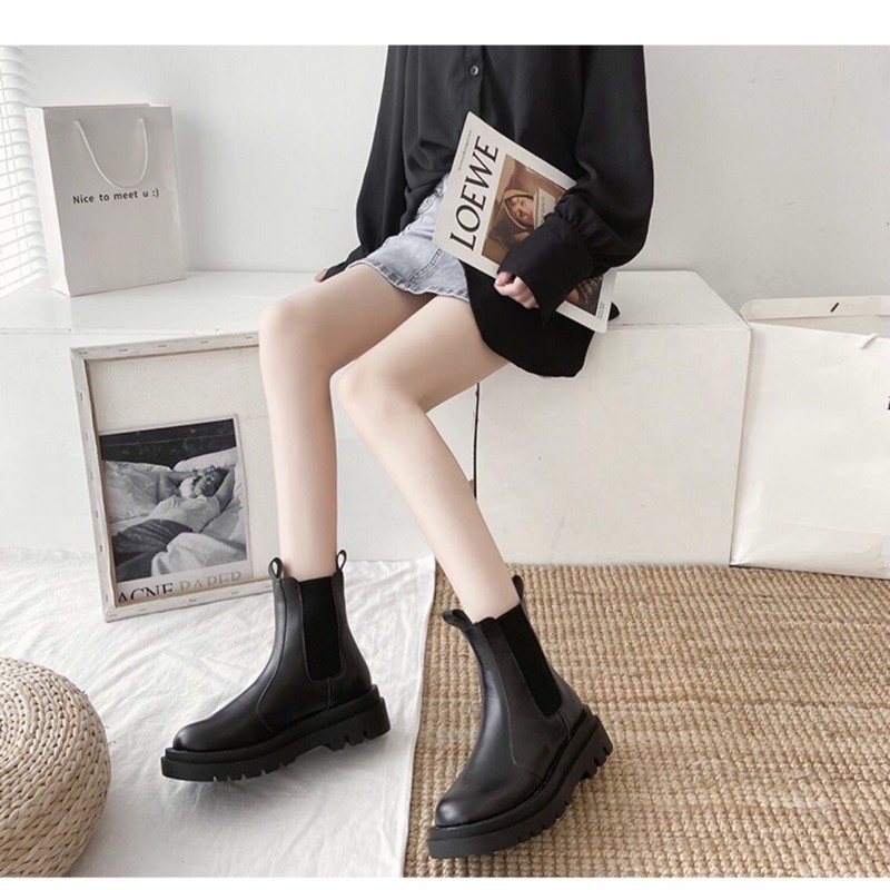 Boots cổ ngắn ulzzang không dây đế cao 4cm | BigBuy360 - bigbuy360.vn