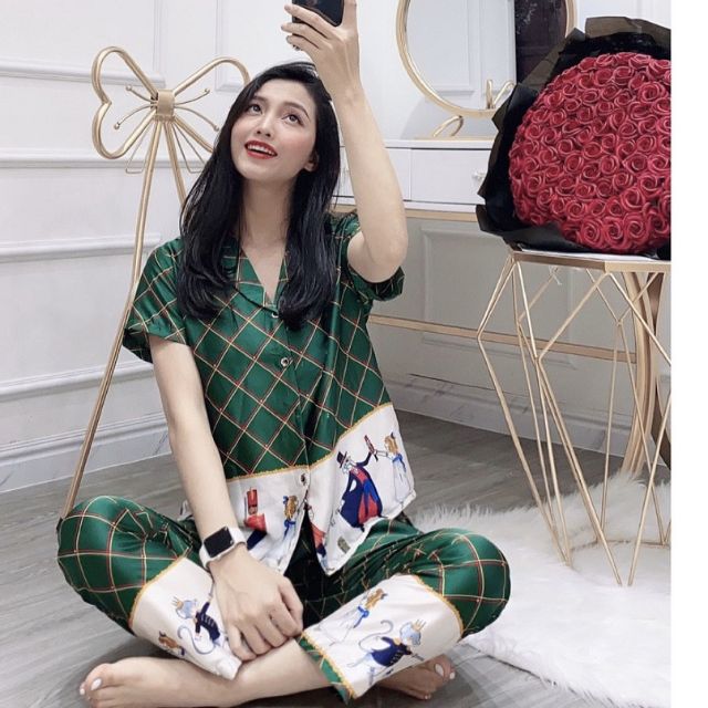 Bộ lụa satin hoạ tiết lính chì dũng cảm