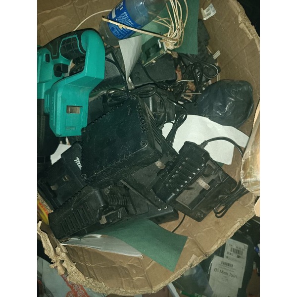 Đế Sạc Pin Makita 18V