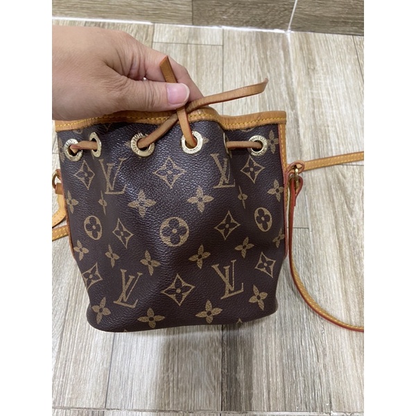 Túi bucket mini LV