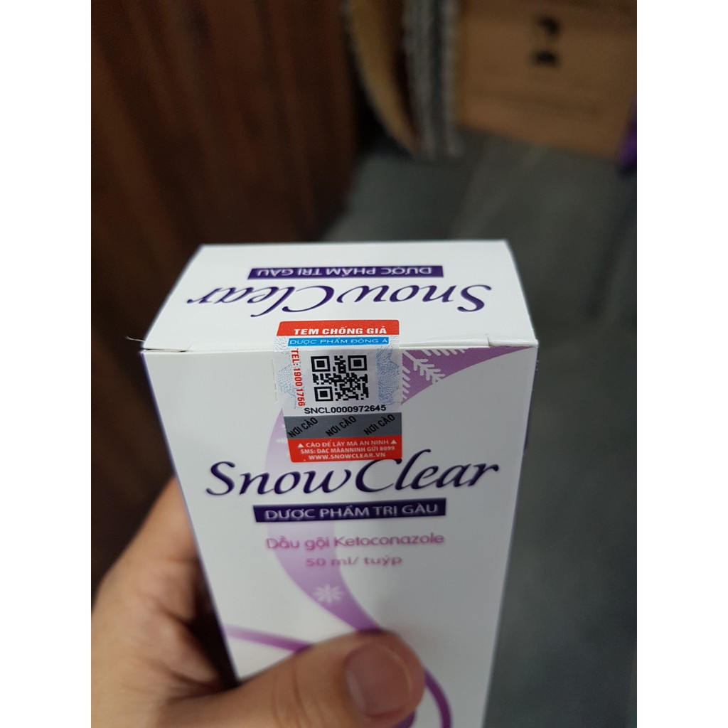 DẦU GỘI ĐẦU SNOWCLEAR - XUA TAN GẦU, NẤM NGỨA (tuýp 50ml)