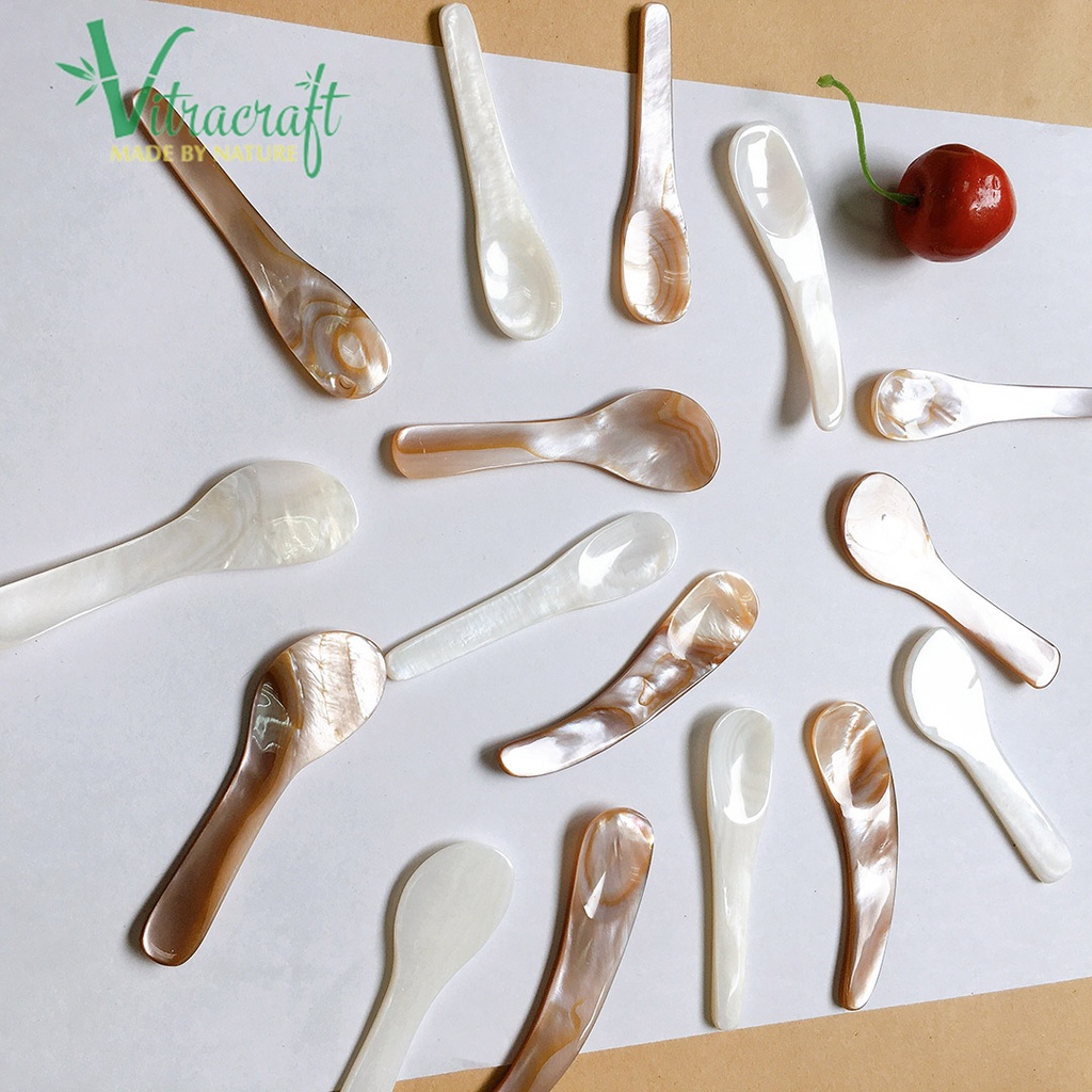 Bộ set 5 thìa mỹ phẩm ngẫu nhiên. Thìa Handmade chất lượng cao. Được làm từ những Vỏ Trai Tự Nhiên.