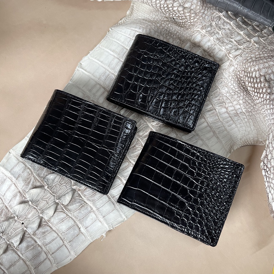 Bóp Ví Nam 2 Mặt Da Cá Sấu Thật Phần Da Bụng Trơn Màu Nâu Đen ST69 Tặng Kèm Hộp Và Móc Khóa Cá Sấu Bảo Hành Da 24 Tháng