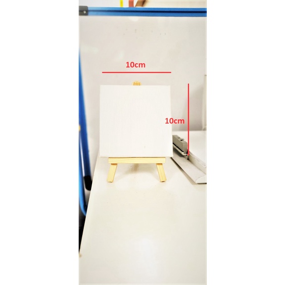bộ sản phẩm gồm toan vẽ tranh vuông 10x10cm và giá đỡ