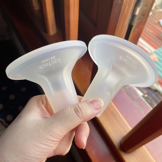 Phễu hút sữa Lacteck