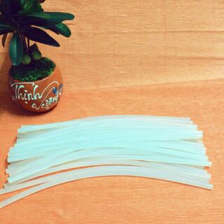 10 Cây keo nến 10k
