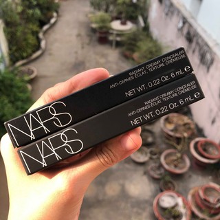 KEM CHE KHUYẾT ĐIỂM ĐÌNH ĐÁM NARS RADIANT CREAMY CONCEALER