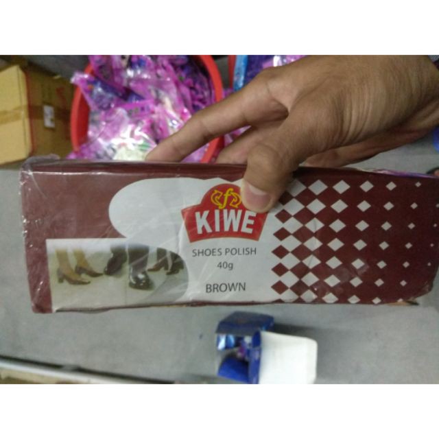 12 hộp xi đánh giầy Kiwe ( 1 lốc)