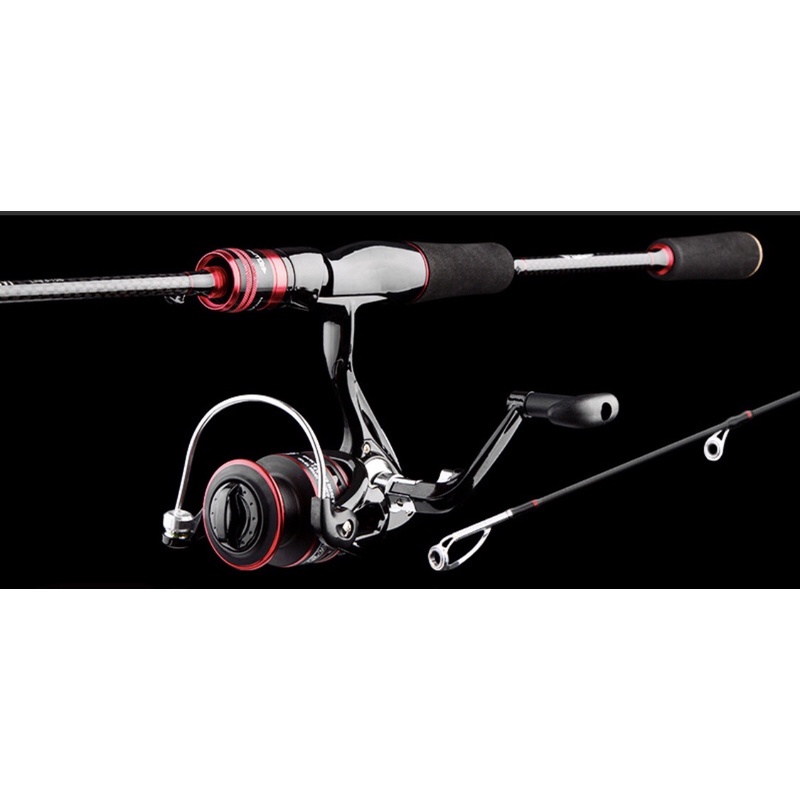 Cần câu lure máy đứng carbon RollFish đầu bu lông chống xoắn RF-1( có 2 ngọn là M và ML)