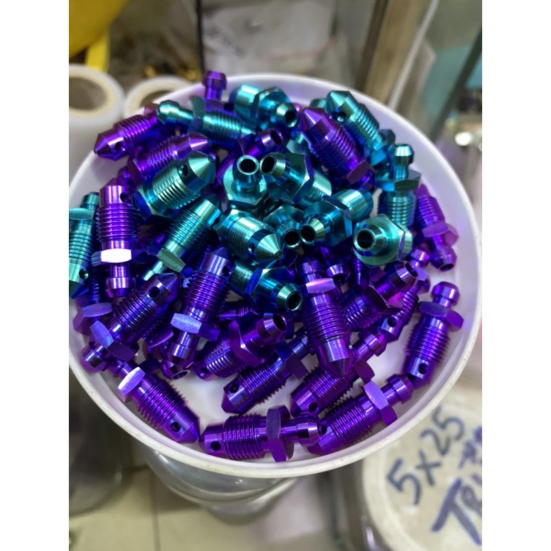 Ốc gió titanium GR5 heo brembo 1.0 , heo adelin 10li răng 1.25 Adelin 4pis