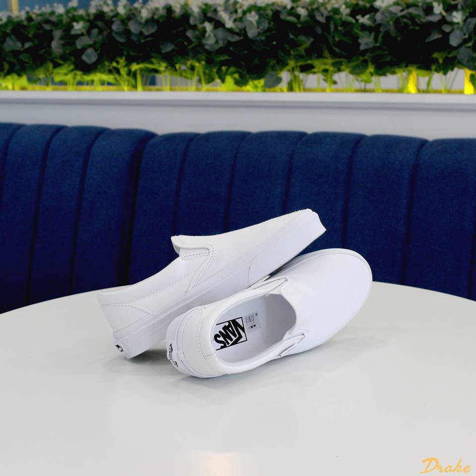 Giày sneakers Vans Classic Slip-on White VN000EYEW00