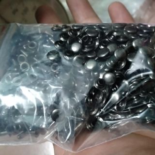 Đinh Tán Đồng , Phụ kiện may mặc