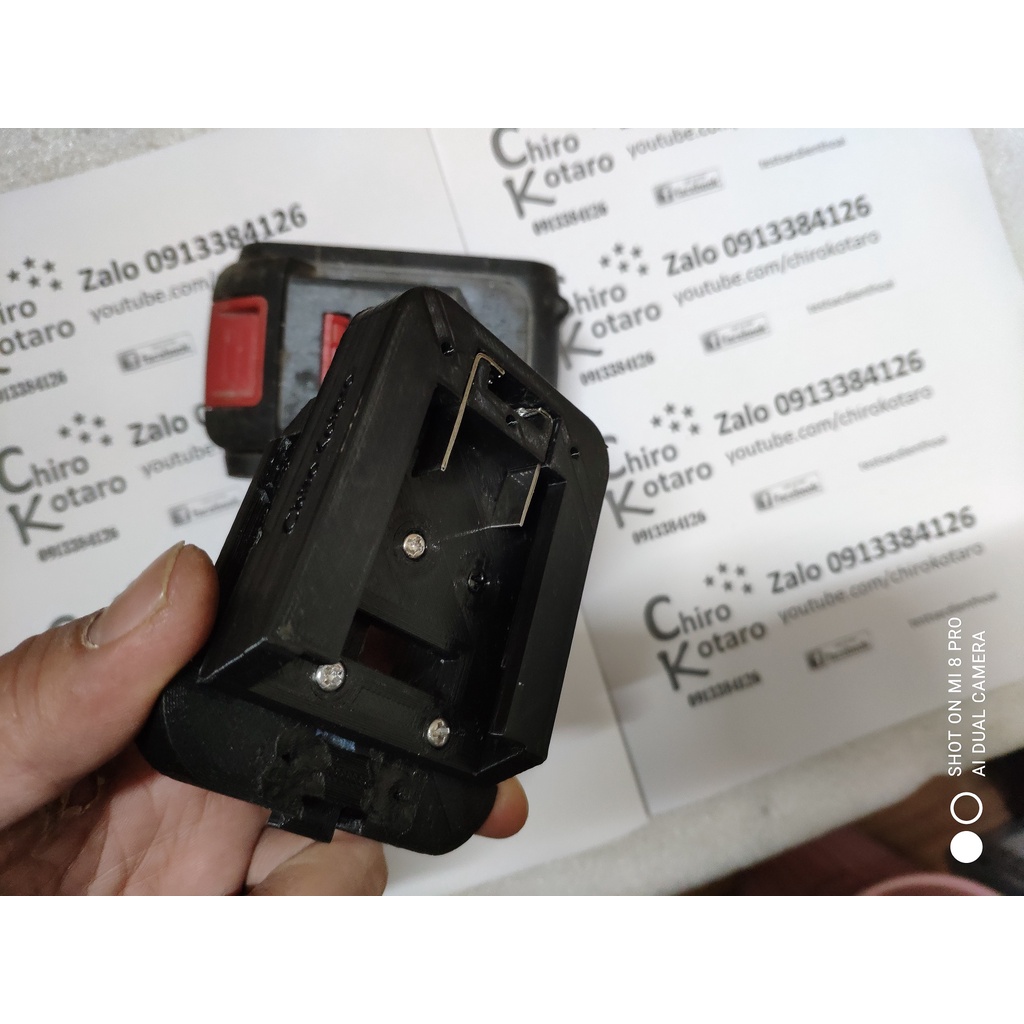 Đế chuyển chân pin máy Makita, máy tàu 18V-21V loại 2 chân và 3 chân sang dùng pin BOSS ETP 21V