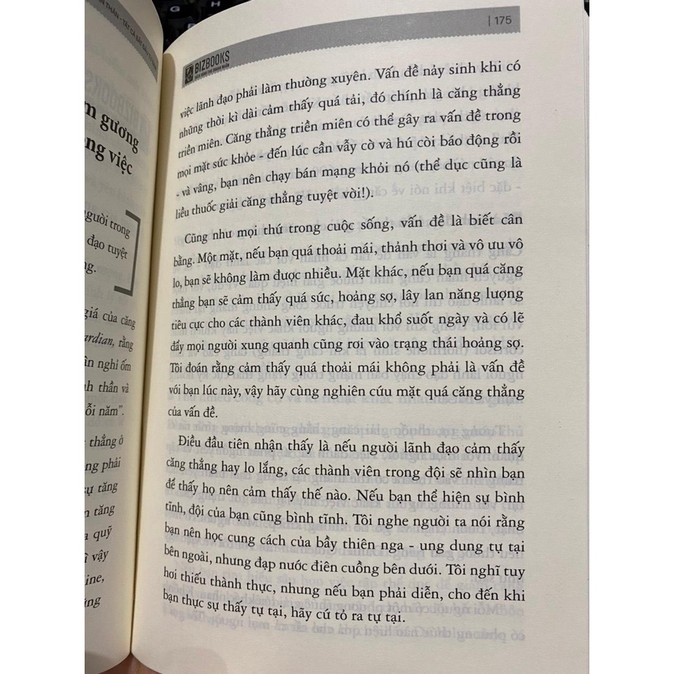 Sách - The book of Leadership : Dẫn dắt bản thân đội nhóm và tổ chức vươn xa ( BizBooks )