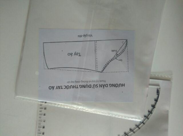 Thước vẽ tay áo