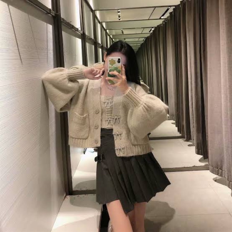 Set Áo len Zara nút nơ đính đá