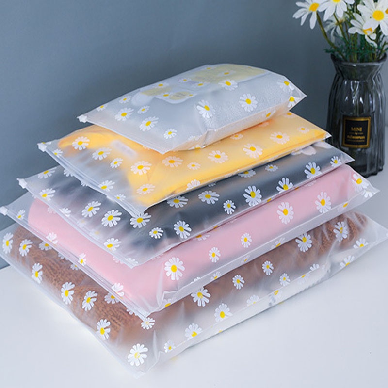 T-shirt Towel Clothes Storage Bag Small Daisy Waterproof Plastic Zipper Bag Transparent Cosmetic Bag Travel Toiletries Clothing Thickened Storage Bags