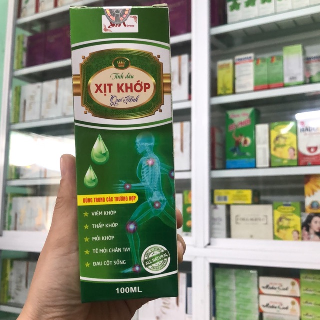 Tinh dầu xịt khớp quế anh