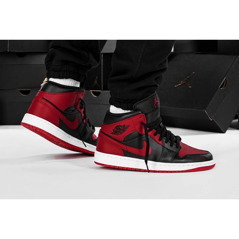 [FreeShip] [Ảnh thật] Giày thể thao nam nữ Jodan 1s đỏ đen  Chicago Bulls Mang Thiết kế của quỷ mã JDCB Manh_Sneaker