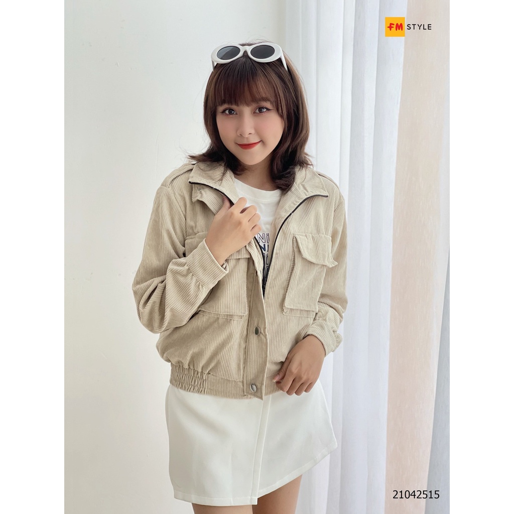 Áo khoác kaki nữ FM Style form rộng dáng ngắn chất xịt phối túi siêu xinh thời trang thu đông 210704113