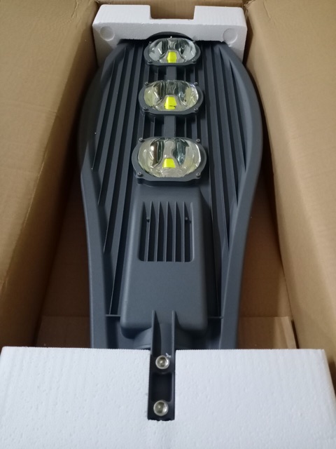 Đèn đường hình chiếc lá 100W, 150W, 200W chuyên đèn đường đô thị, khu dân cư, hàng chuẩn công suất chống nước IP66