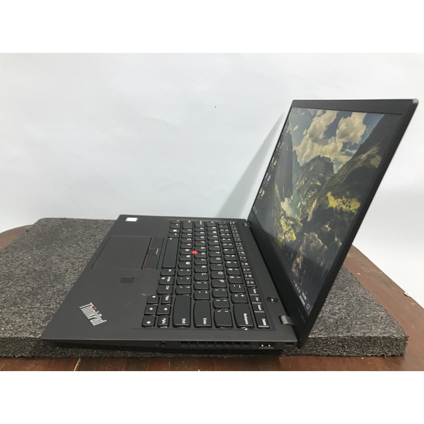 Laptop cũ Lenovo Thinkpad X1 Carbon Gen 5 i7 6500U Ram 8GB SSD 256GB màn 14 Full HD IPS siêu mỏng, siêu đẹp | BigBuy360 - bigbuy360.vn